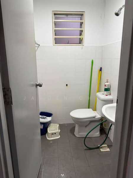 Condominium for Sale at Casa Idaman - Jayden Chik - Bathroom - PropertyGuru.com.my