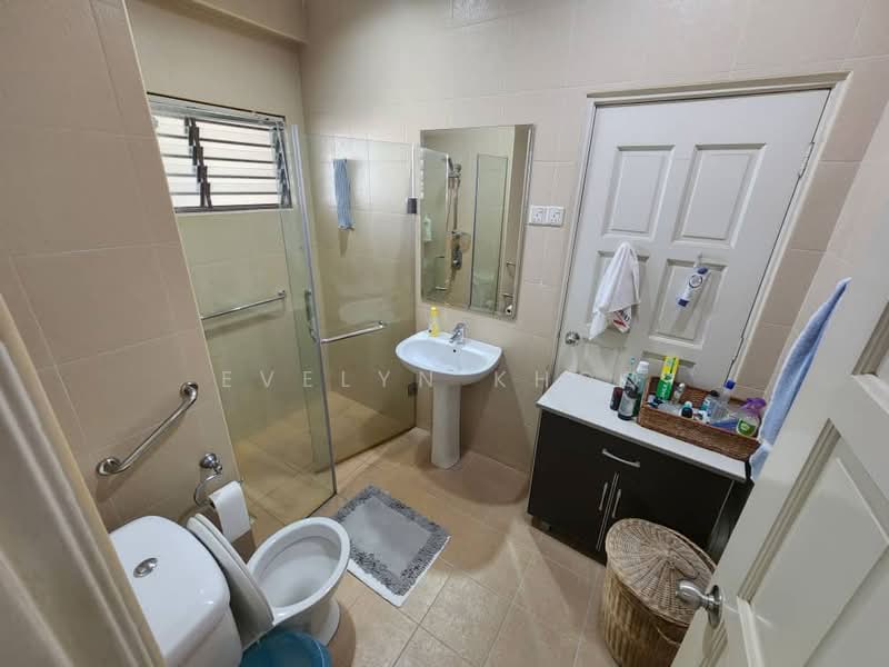 Condominium for Sale at Sri Alam Condominium - Evelyn Khoo - Bathroom - PropertyGuru.com.my