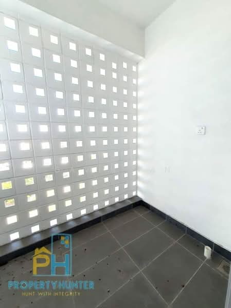 Servis Apartment untuk Dijual di Luminari - Gavin Tan - Interior - PropertyGuru.com.my