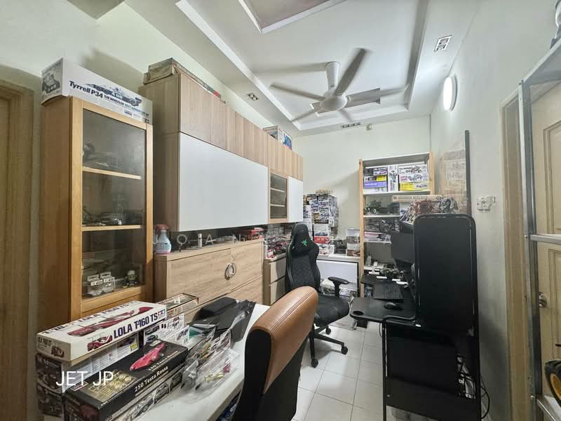 Rumah Teres 2-Tingkat untuk Dijual di Bandar Bukit Tinggi 2 (Klang) - Joanne Pua - Study - PropertyGuru.com.my