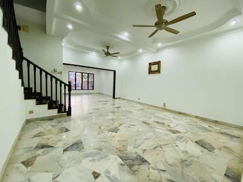Rumah Teres 2 Tingkat untuk Dijual di Setiawangsa (Kuala Lumpur) - Effendy Shohaili - Living Room - PropertyGuru.com.my
