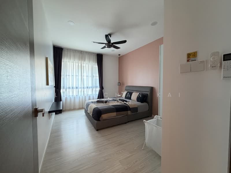 Servis Apartment untuk Dijual di Suasana Iskandar Malaysia - Alvin Chan Kai Boon - Bedroom - PropertyGuru.com.my