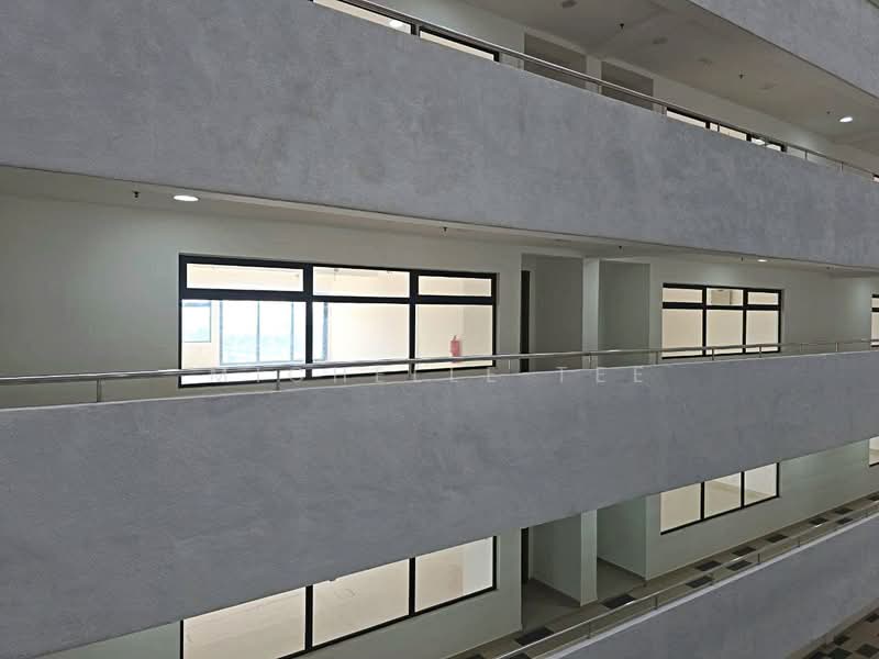 Office for Rent in Shah Alam (Selangor) - Michelle Tee - Corridor - PropertyGuru.com.my