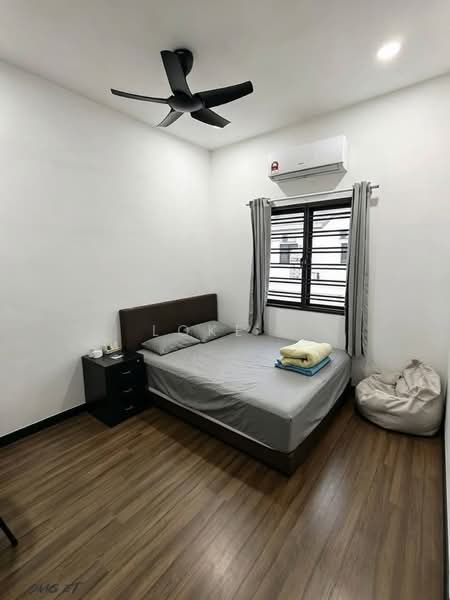 2-storey Terraced House for Sale in Bandar Bukit Raja (Klang) - Loke . - Bedroom - PropertyGuru.com.my