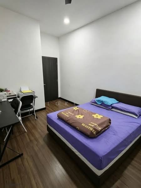 2-storey Terraced House for Sale in Bandar Bukit Raja (Klang) - Loke . - Bedroom - PropertyGuru.com.my