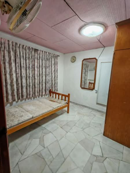 Rumah Teres 2 Tingkat untuk Disewa di Taman Century (Johor Bahru) - Tony Lim - Bedroom - PropertyGuru.com.my