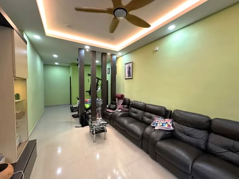 Rumah Teres 1.5-Tingkat untuk Dijual di Ulu Tiram (Johor) - Jen Kiok - Living Room - PropertyGuru.com.my