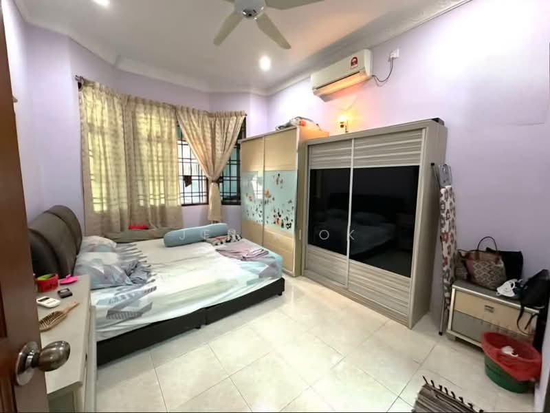 Rumah Teres 1.5-Tingkat untuk Dijual di Ulu Tiram (Johor) - Jen Kiok - Bedroom - PropertyGuru.com.my