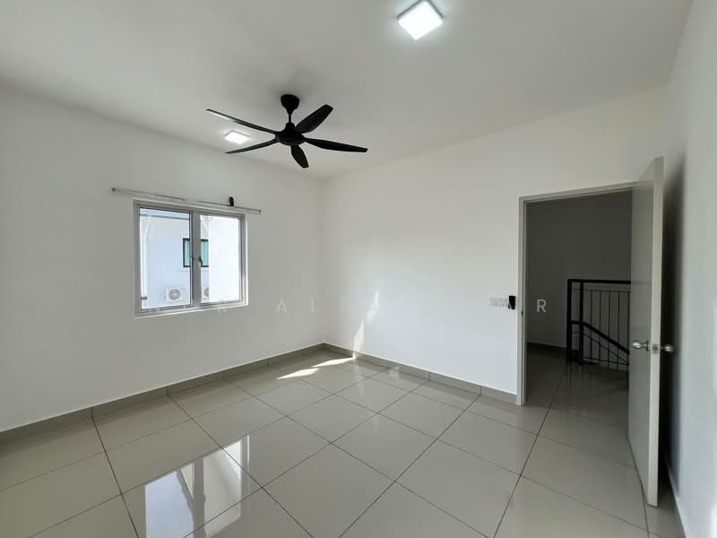 2-storey Terraced House for Sale in Telok Panglima Garang (Selangor) - Nur Alia Omar - Interior - PropertyGuru.com.my