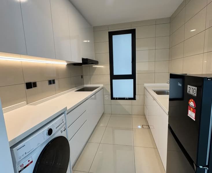 Servis Apartment untuk Disewa di Duta Park Residences - CCS Shan - Kitchen - PropertyGuru.com.my