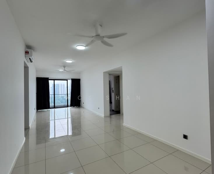 Servis Apartment untuk Disewa di Duta Park Residences - CCS Shan - Living Room - PropertyGuru.com.my