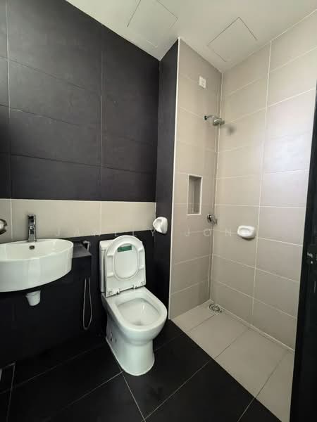 Service Residence for Sale at Vida Heights - Janlly Jong - Bathroom - PropertyGuru.com.my