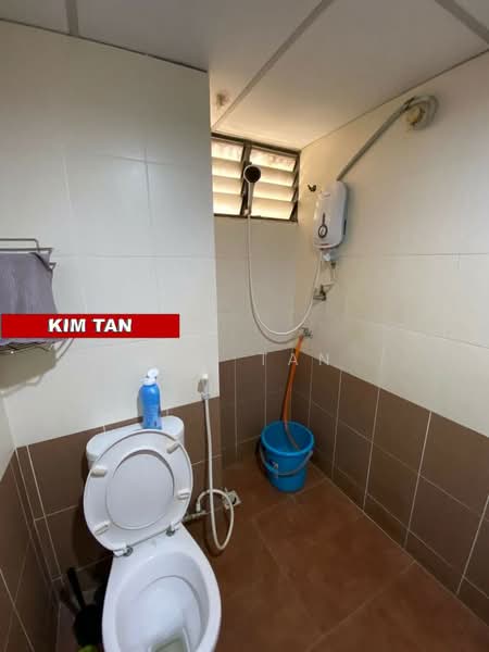 Kondominium untuk Disewa di Sunny Ville Condominium - Kim Tan - Bathroom - PropertyGuru.com.my