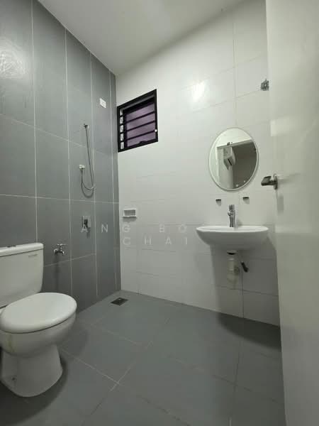Cluster House for Sale in Bukit Indah (Iskandar Puteri (Nusajaya)) - Ang Boon Chai - Bathroom - PropertyGuru.com.my