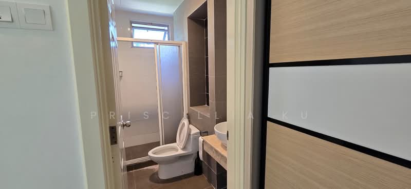 Kondominium untuk Dijual di Zenia Garden Condo - Priscillia Ku - Bathroom - PropertyGuru.com.my
