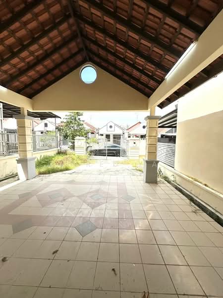 1-storey Terraced House for Rent in Johor Bahru (Johor) - Alfred Yap - Exterior - PropertyGuru.com.my