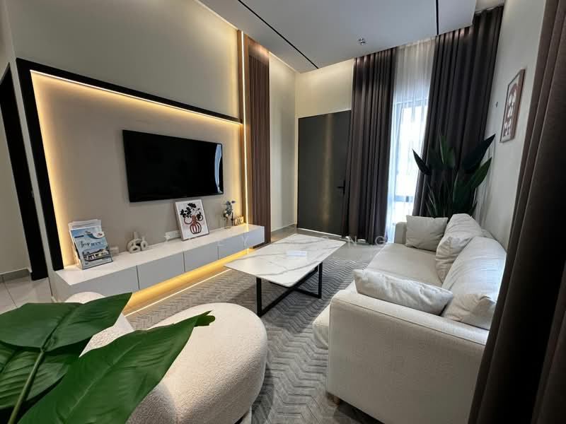 1-storey Terraced House for Sale in Seremban 2 (Negeri Sembilan) - Zoey Wong - Living Room - PropertyGuru.com.my