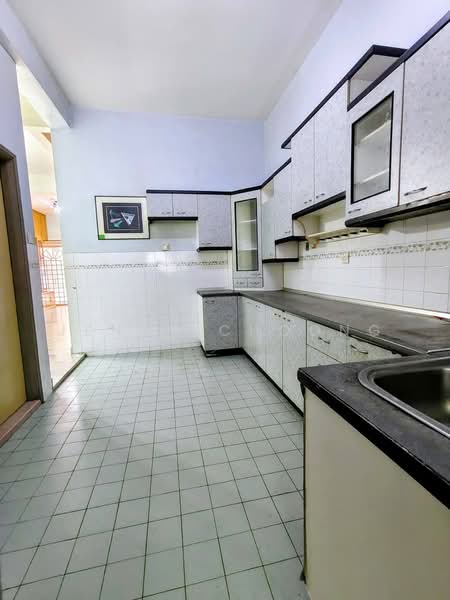 Rumah Teres 2 Tingkat untuk Dijual di Taman Dagang (Ampang) - Jenny Choong - Kitchen - PropertyGuru.com.my