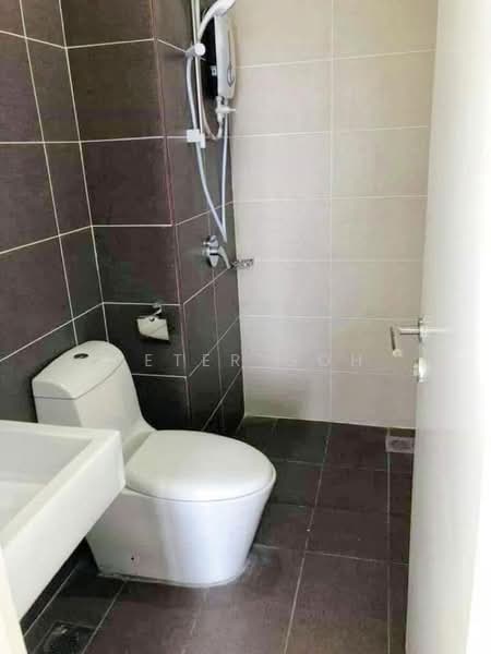 Servis Apartment untuk Dijual di Sky Habitat - Peter Goh - Bathroom - PropertyGuru.com.my