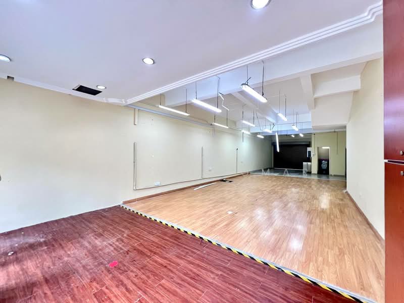 Shop for Rent in Kota Kemuning (Shah Alam) - Nur Alia Omar - Interior - PropertyGuru.com.my