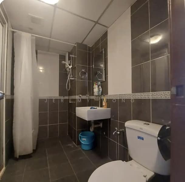 Condominium for Rent at Perdana Exclusive - Jeremy Wong - Bathroom - PropertyGuru.com.my