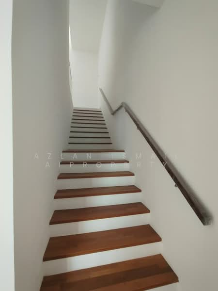 2-storey Terraced House for Sale in Bandar Seri Alam (Masai) - Azlan Ismail aiproperty - Interior - PropertyGuru.com.my