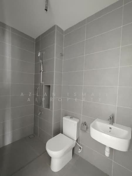 2-storey Terraced House for Sale in Bandar Seri Alam (Masai) - Azlan Ismail aiproperty - PropertyGuru.com.my
