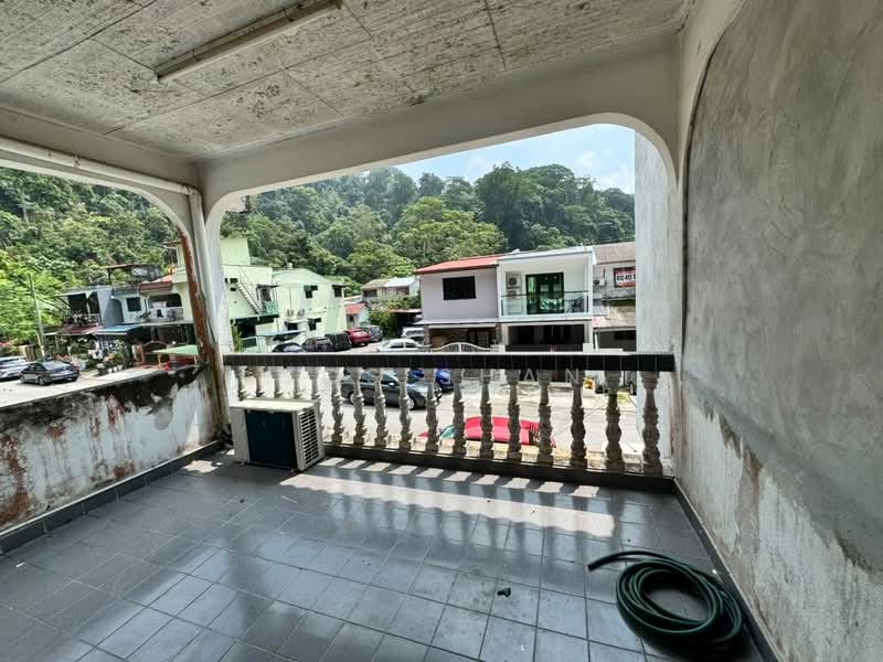 Rumah Teres untuk Dijual di Selayang (Selangor) - CCS Shan - Balcony - PropertyGuru.com.my