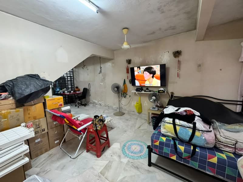 Rumah Teres untuk Dijual di Selayang (Selangor) - CCS Shan - Living Room - PropertyGuru.com.my