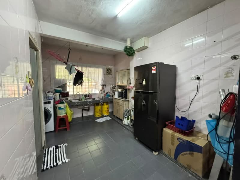 Rumah Teres untuk Dijual di Selayang (Selangor) - CCS Shan - Kitchen - PropertyGuru.com.my