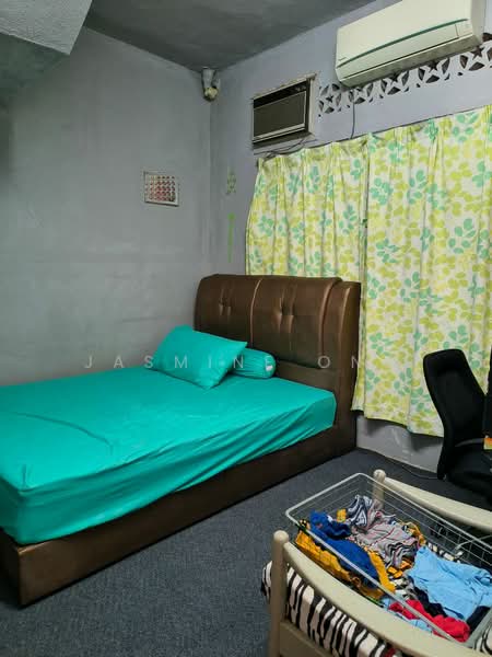 Rumah Teres 2 Tingkat untuk Dijual di Taman Kepong (Kepong) - Jasmine Ong - Bedroom - PropertyGuru.com.my