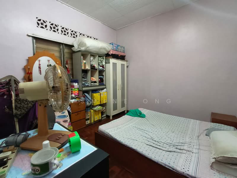 Rumah Teres 2 Tingkat untuk Dijual di Taman Kepong (Kepong) - Jasmine Ong - Bedroom - PropertyGuru.com.my