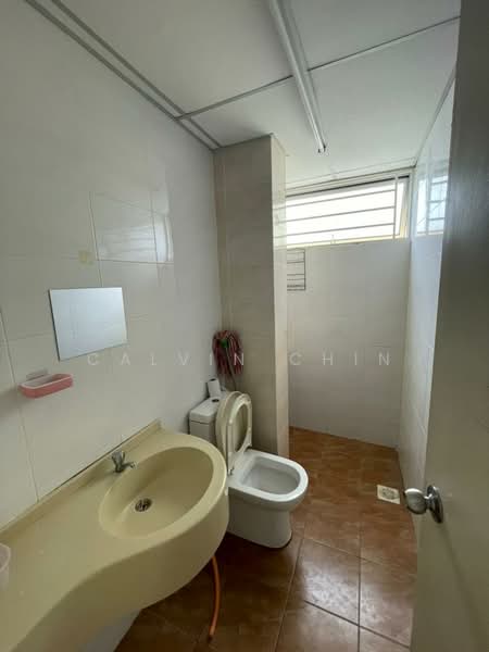 Kondominium untuk Dijual di Platinum Lake PV 15 - calvin Chin - Bathroom - PropertyGuru.com.my