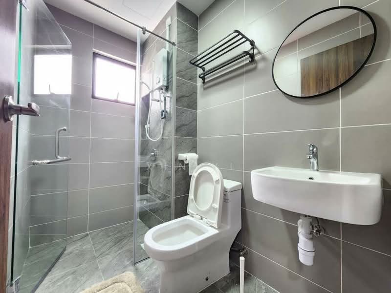 Service Residence for Sale at Veranda Residence - Xin Yi - Bathroom - PropertyGuru.com.my