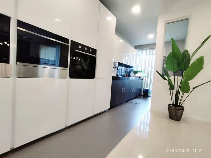 3-storey Terraced House for Rent in Tamansari (Rawang) - Fazillah Rahim - Kitchen - PropertyGuru.com.my