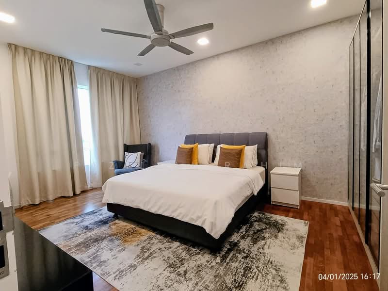 3-storey Terraced House for Rent in Tamansari (Rawang) - Fazillah Rahim - Master Bedroom - PropertyGuru.com.my