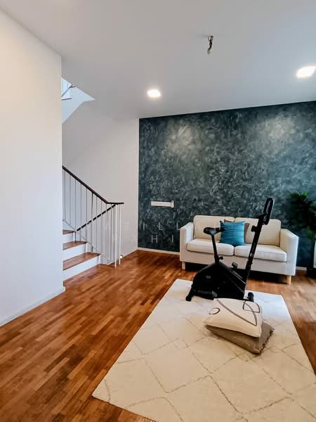 3-storey Terraced House for Rent in Tamansari (Rawang) - Fazillah Rahim - Living Room - PropertyGuru.com.my