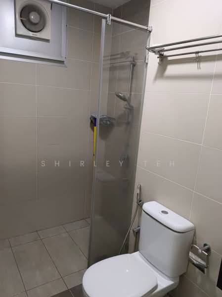 Kondominium untuk Disewa di Tropicana Bay Residences - Shirley Teh - Bathroom - PropertyGuru.com.my