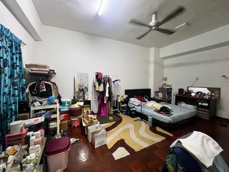 Condominium for Sale at Ridzuan Condominium - Ng Hon Keong - Bedroom - PropertyGuru.com.my