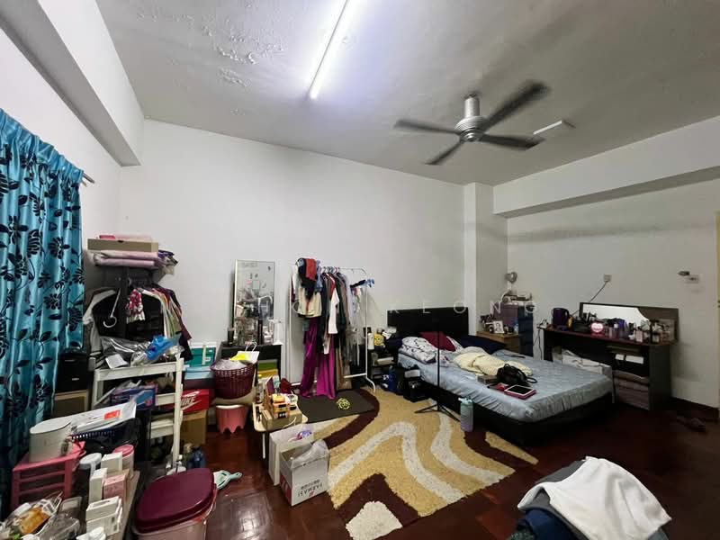 Condominium for Sale at Ridzuan Condominium - Ng Hon Keong - Bedroom - PropertyGuru.com.my