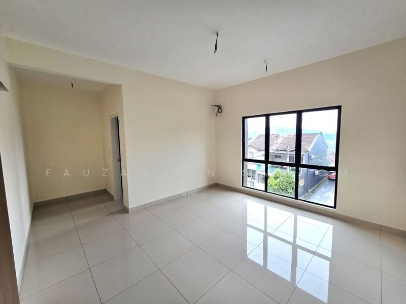 Rumah Teres 3 Tingkat untuk Dijual di Ampang (Ampang) - Fauzan bin Sahrom - PropertyGuru.com.my