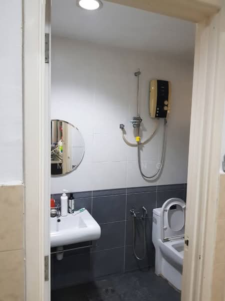 Rumah Teres 2 Tingkat untuk Dijual di Bandar Tun Hussein Onn (Cheras) - Ms Chang - Bathroom - PropertyGuru.com.my