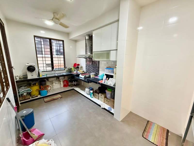 2-storey Terraced House for Sale in Alam Damai (Cheras) - Danilo Lim - Kitchen - PropertyGuru.com.my