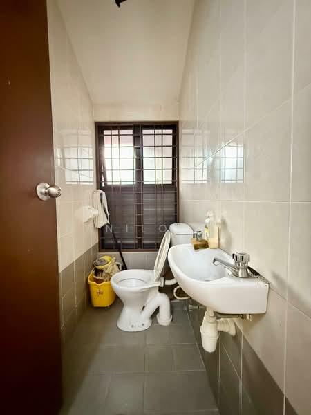 2-storey Terraced House for Sale in Alam Damai (Cheras) - Danilo Lim - Bathroom - PropertyGuru.com.my
