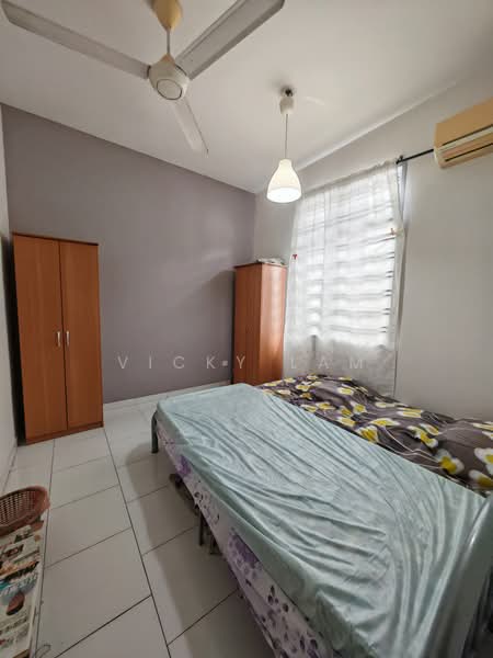 Rumah Teres 1 Tingkat untuk Dijual di Setia Eco Gardens (Gelang Patah) - Vicky Lam - Bedroom - PropertyGuru.com.my