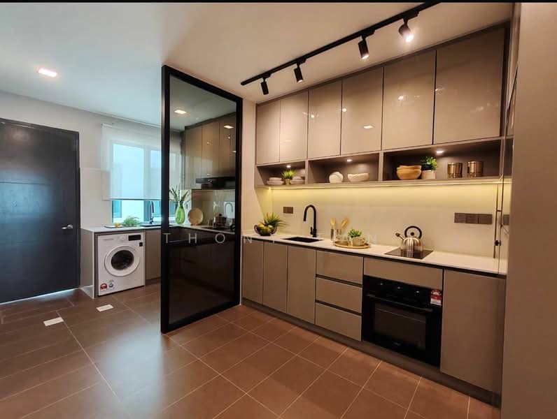 3-storey Terraced House for Sale in Petaling Jaya (Selangor) - Thony Tan - Kitchen - PropertyGuru.com.my
