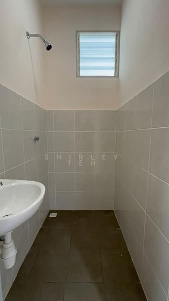 Rumah Flat untuk Disewa di Mahsuri Court - Shirley Teh - Bathroom - PropertyGuru.com.my