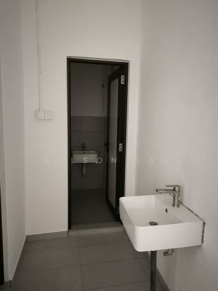 Kedai / Pejabat untuk Disewa di Taman Ungku Tun Aminah (Skudai) - Nelson Tan - PropertyGuru.com.my