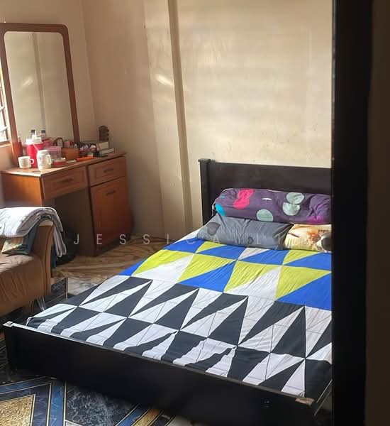 Rumah Flat untuk Dijual di Taman Sri Sentosa - Jessica Lim - Bedroom - PropertyGuru.com.my