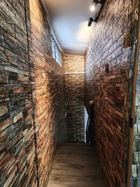 1-storey Terraced House for Sale in Taman Kota Jaya (Kota Tinggi) - Marcus Tey - Corridor - PropertyGuru.com.my